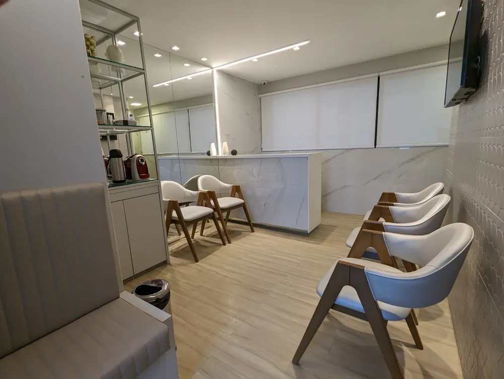Recepção do consultório na Rosa e Silva, Recife
